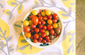 bowl-cherry-cherry-tomatoes-612979